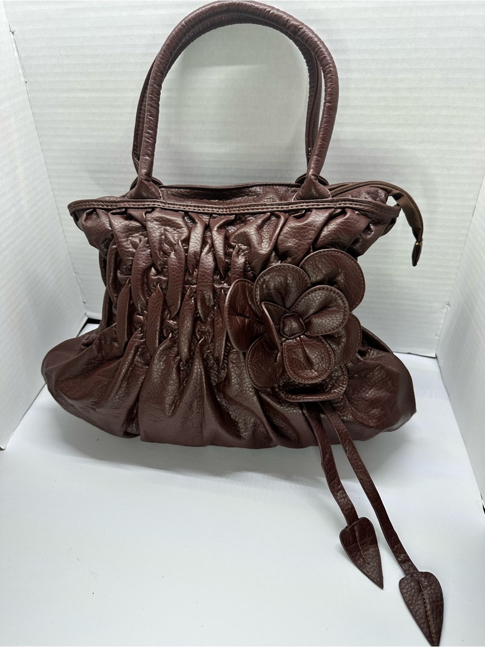 Vintage Curly Brown Genuine Leather Ruched Hobo Bag 3D Flower Detail Y2K - Picture 7 of 7